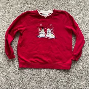Vintage Embroidered Winter Snowman Sweatshirt (Petite)